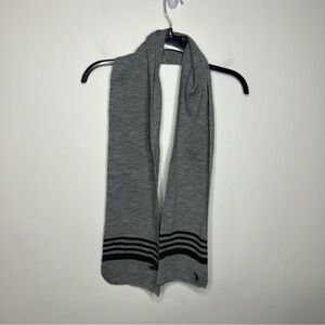 U.S. Polo Assn. gray knit scarf one size